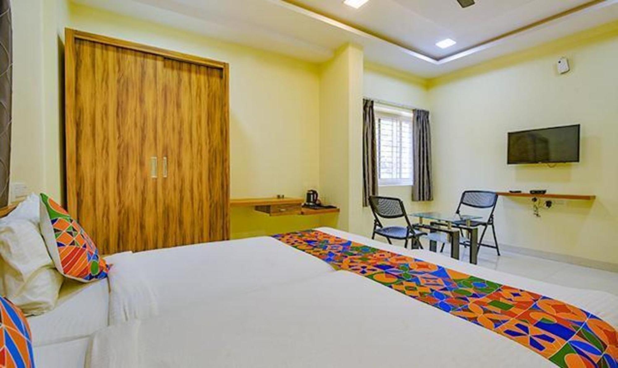 Fabexpress Purple Suites Inn Бангалор Экстерьер фото