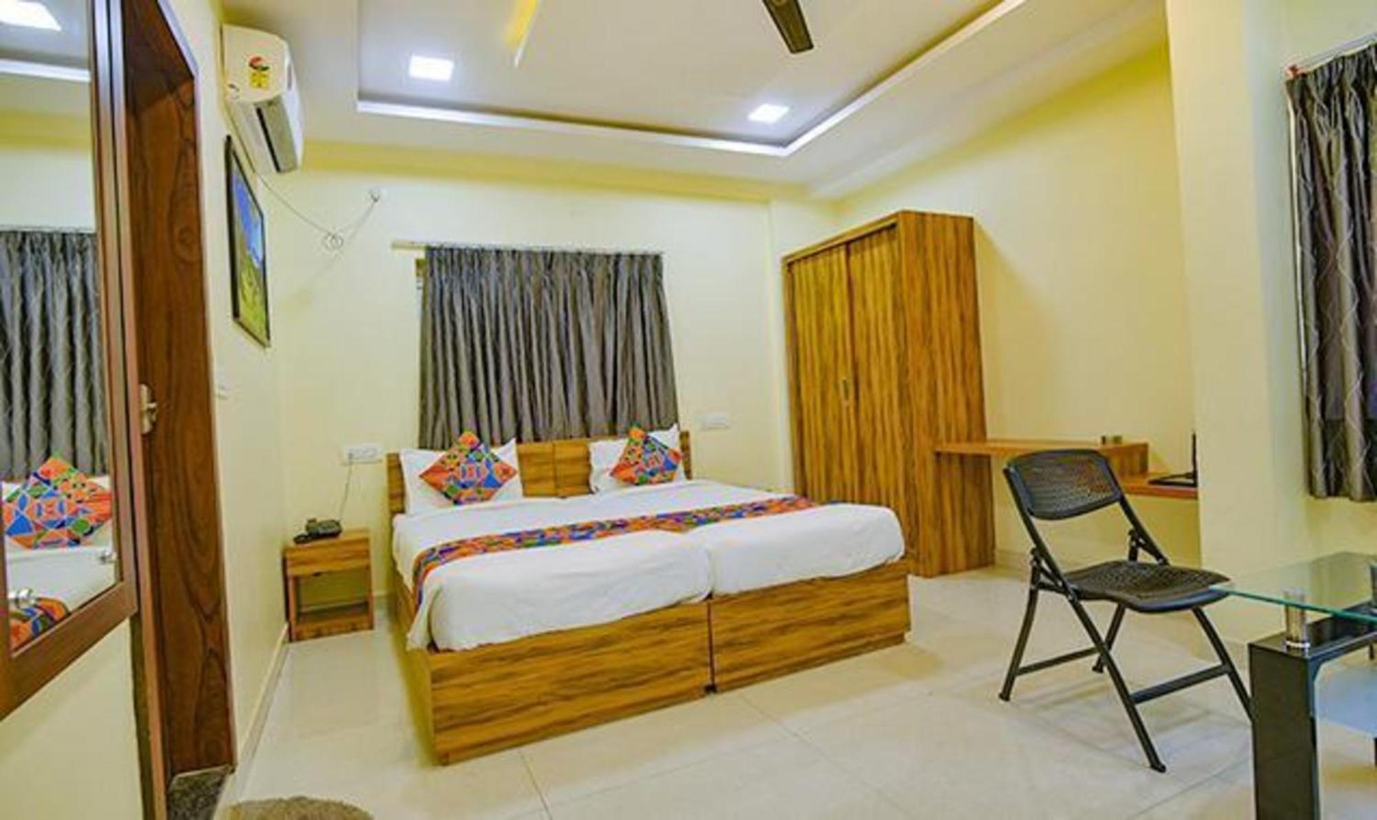 Fabexpress Purple Suites Inn Бангалор Экстерьер фото